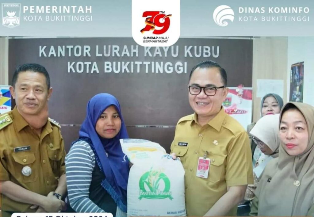 Pemko Salurkan Bantuan Beras CPP Periode Oktober 2024 untuk 4876 KK