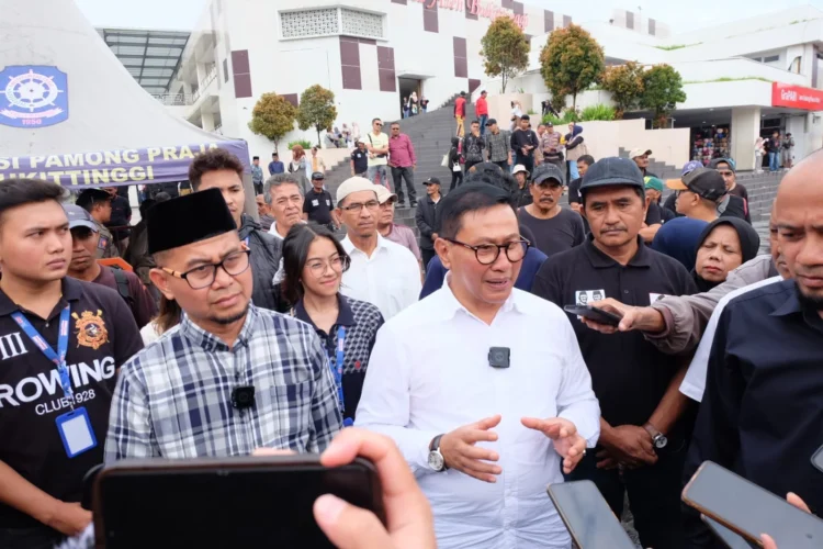 Sambut hangat Pedagang Bukittinggi buat Ramlan-Ibnu