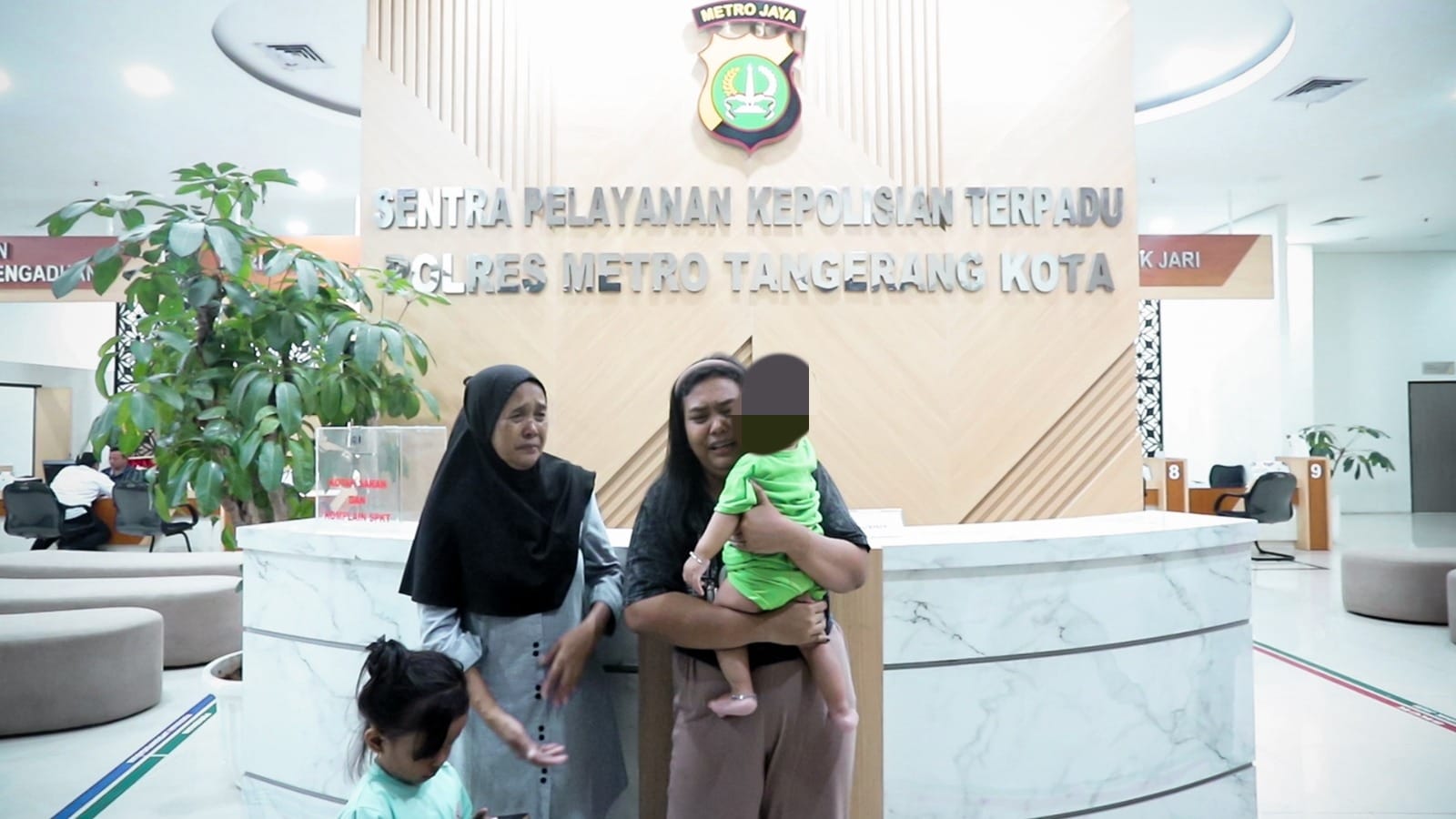 Karopenmas Divhum Polri,:Polri menyelamatkan anak yang dijual Ayahnya untuk berfoya-foya