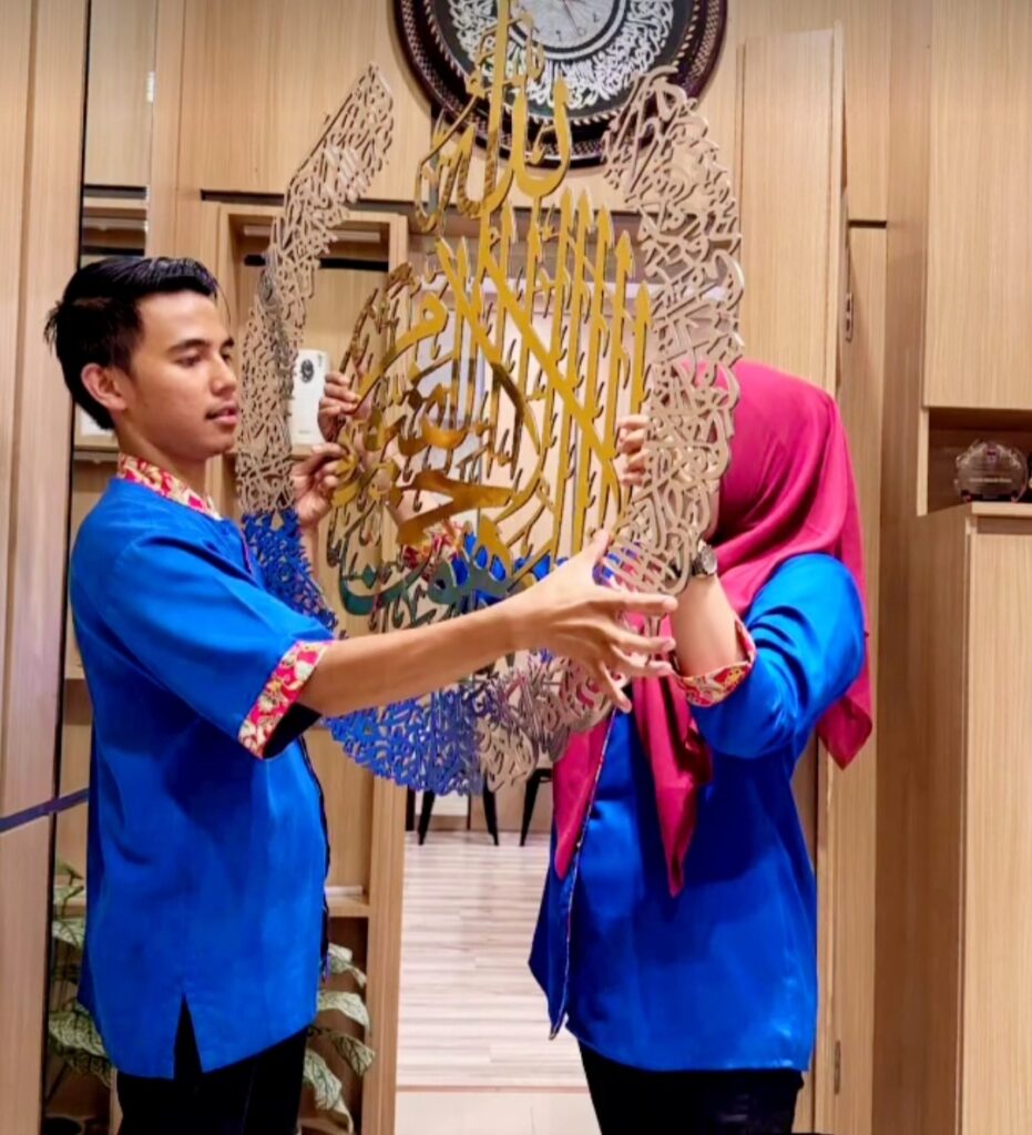 Rumah Kaligrafi & Interior Citarasa kekinian