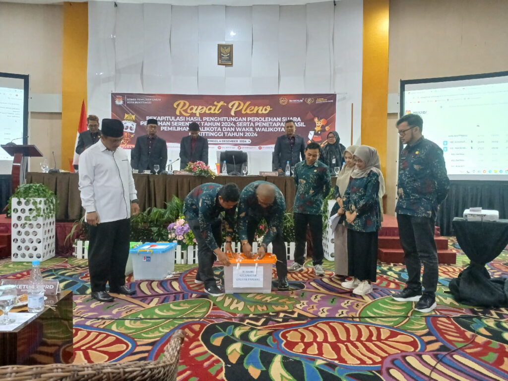 Hasil Rapat Pleno KPU Bukittinggi, paslon nomor 4 Ramlan-Ibnu peraih suara terbanyak