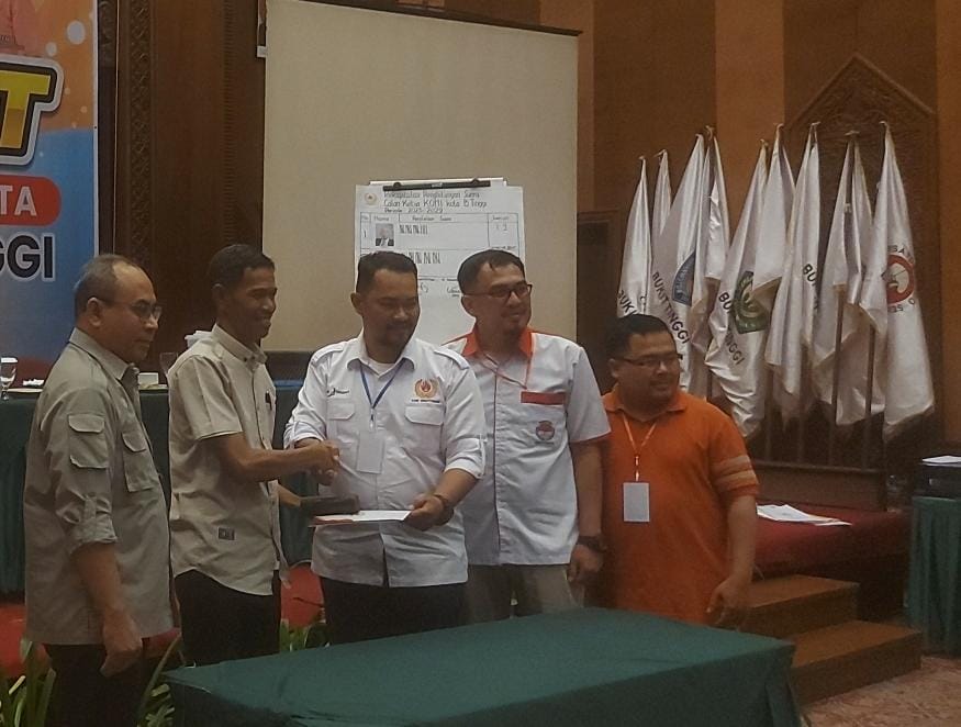 BREAKING NEWS : Hendra hendarmin pimpin KONI Bukittinggi masa bakti 2025-2029