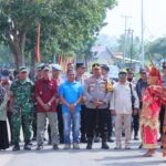 Buka Lomba Pacu Rakit di Piobang, Kapolres Payakumbuh Tebar Puluhan Ribu Bibit Ikan Hingga Sampaikan Pesan Kamtibmas