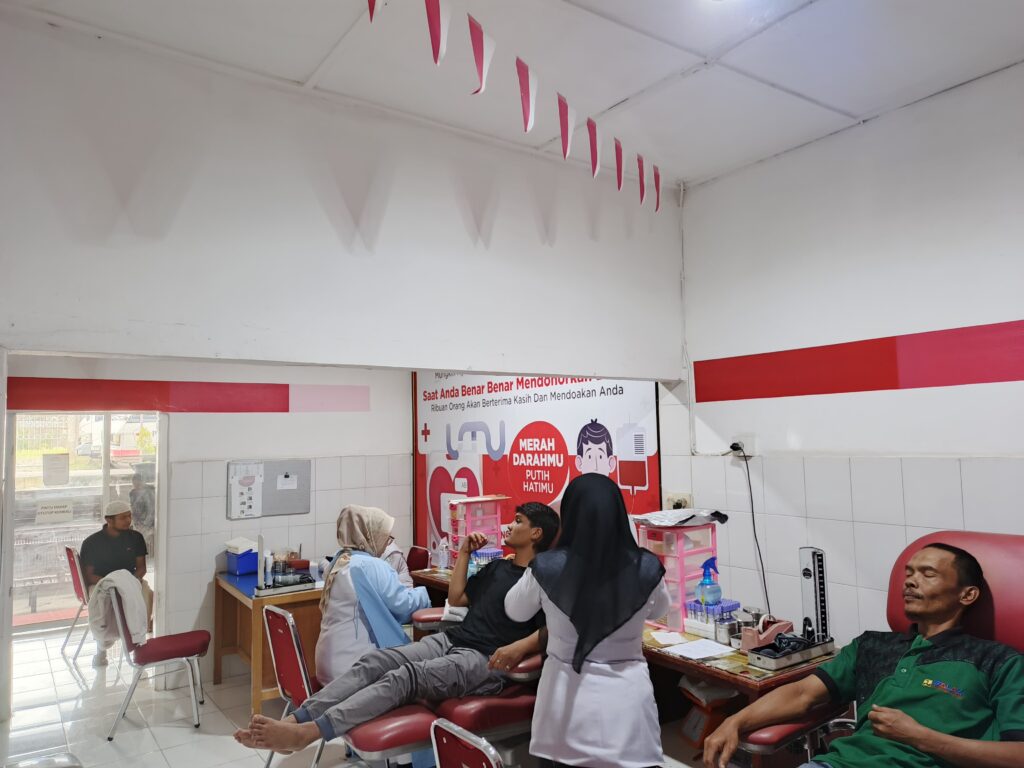 Ayo Donor Darah: Setetes Darah Anda Sangat Berarti Untuk Keselamatan Nyawa Manusia   