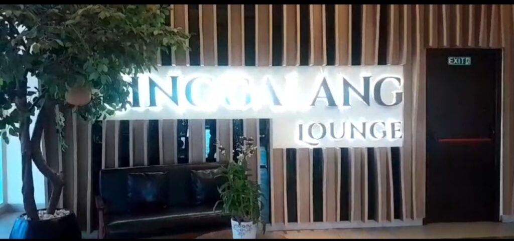 Sky Lounge Hotel Santika Terbuka Untuk Umum, Menemani Waktu Santai Bersama Keluarga