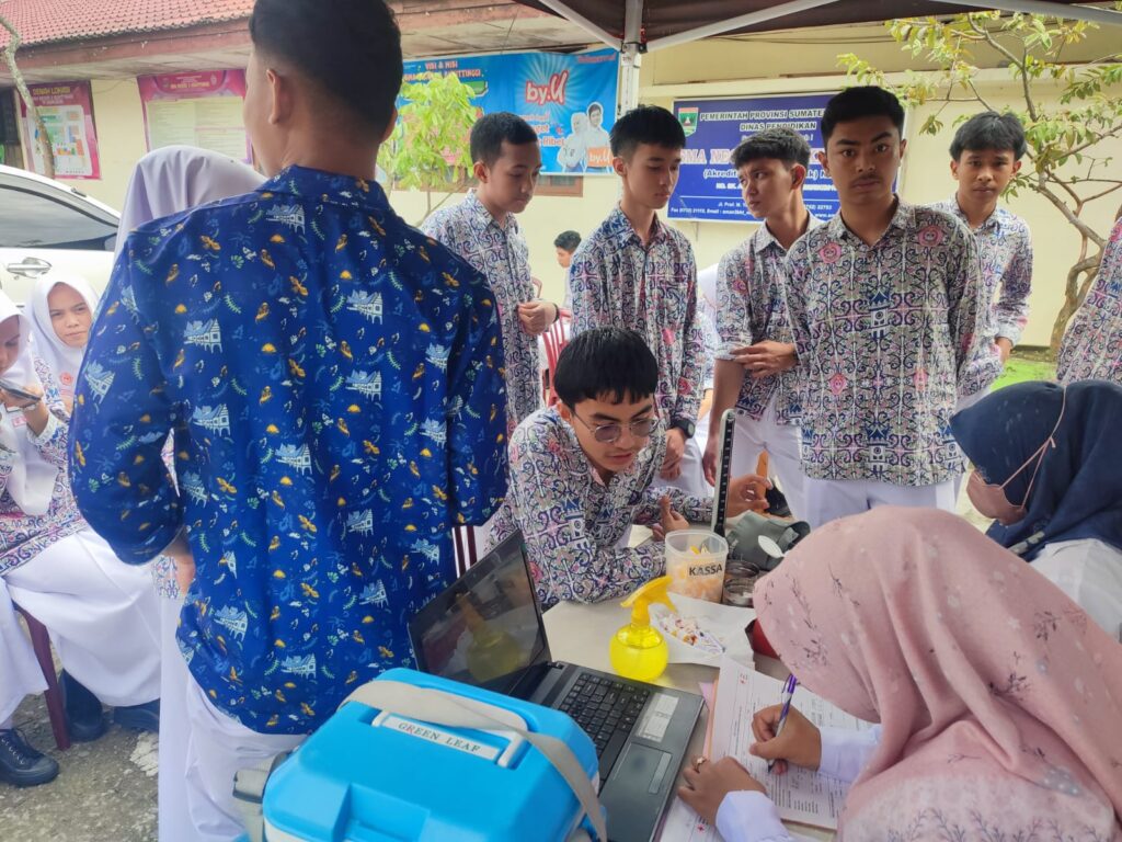 SMA Negeri 3 Bukittinggi gelar Donor Darah, wujudkan kepedulian menjelang Ramadhan