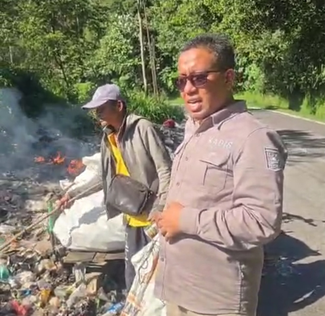 Kepala Dinas Lingkungan Hidup Temukan Tumpukan Sampah di Sepanjang Jalan Lintas, Masyarakat Dihimbau Tidak Buang Sampah Sembarangan