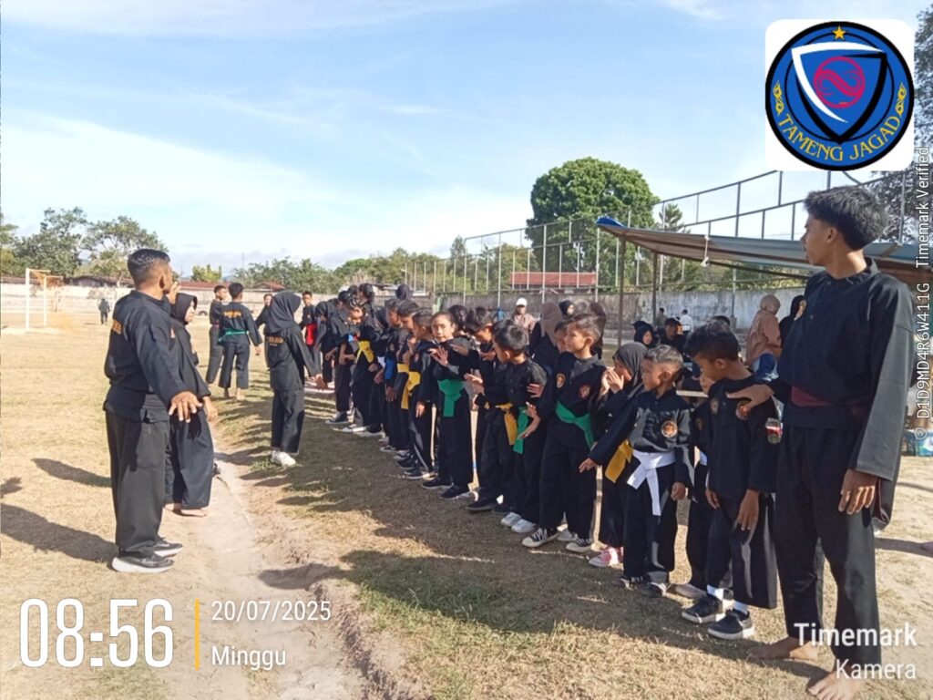YANDRI Pelatih Perguruan Silat TAMENG JAGAD,Bekali Muridnya Dengan Latihan Fisik Menjelang Kejuaraan DANG TUANKU-VI