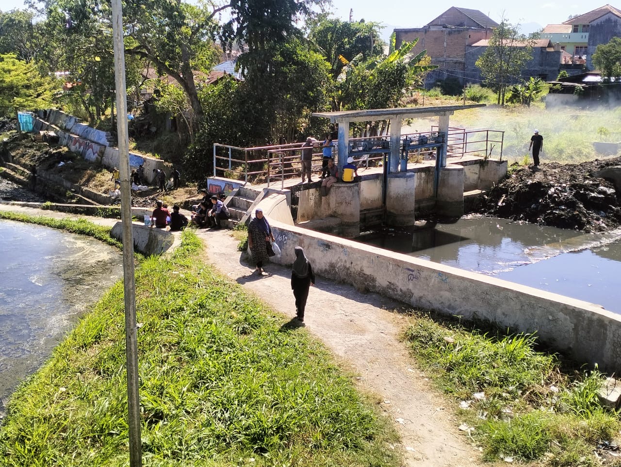 Dalam Rangka Upaya Menciptakan Bukittinggi Bersih,Pemko Mengajak Setiap Lapisan Masyarakat Untuk Goro Bersama