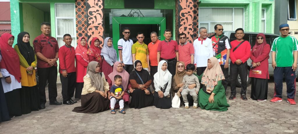 Kemenag Sawahlunto Lakukan Studi Komparatif Program Pemberdayaan Ekonomi Umat ke KUA Guguk Panjang Bukittinggi