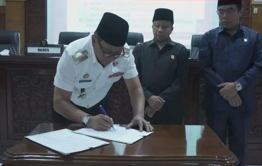 Pemko dan DPRD Setujui Perda SPBE dan RPPLH, R-APBDTerpilih Perubahan 2025 Dihantarkan 