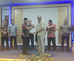 Bukittinggi Raih Penghargaan KPPN Award 2025,Realisasi PAD 33,33 Persen Tertinggi di Sumbar