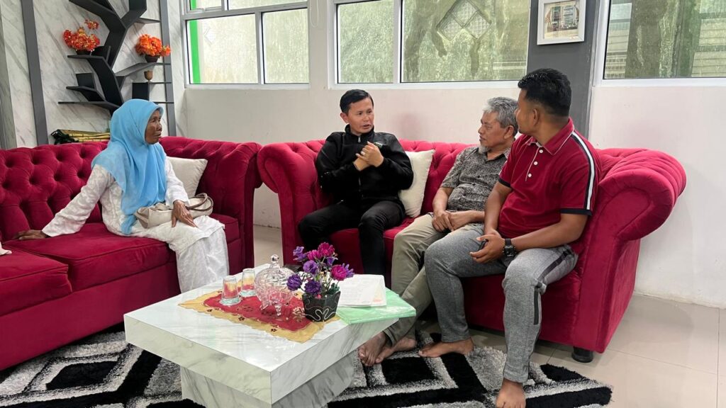 KUA Guguk Panjang Terima Konsultasi Wakaf dari Keluarga Ibu Dasniar