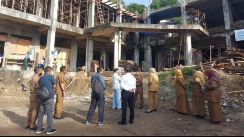 Wako Ramlan Tinjau Lanjutan Pembangunan SDN 08 Campago Ipuh: Langkah Konkret Dalam mewujudkan Good Governance Sektor Pendidikan