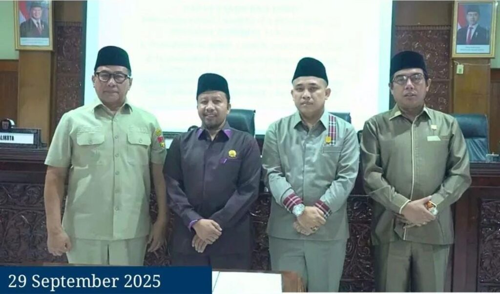 Pemko dan DPRD Bukittinggi Tandatangani Nota Persetujuan Bersama Perubahan APBD 2025 dan Ranperda Hak Keuangan dan Administratif DPRD