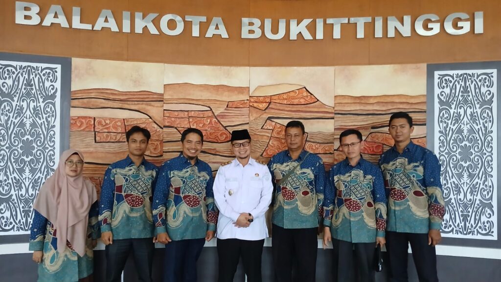 Wawako Bukittinggi Sambut Audiensi Waqaf Produktif Center (WPC): Sinergi Menuju Bukittinggi Kota Wakaf