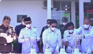 Upaya Penguatan Efektifitas dan Implementasi Perda Anti Narkoba: Wawako Ibnu Asis Hadiri Pemusnahan Barang Bukti