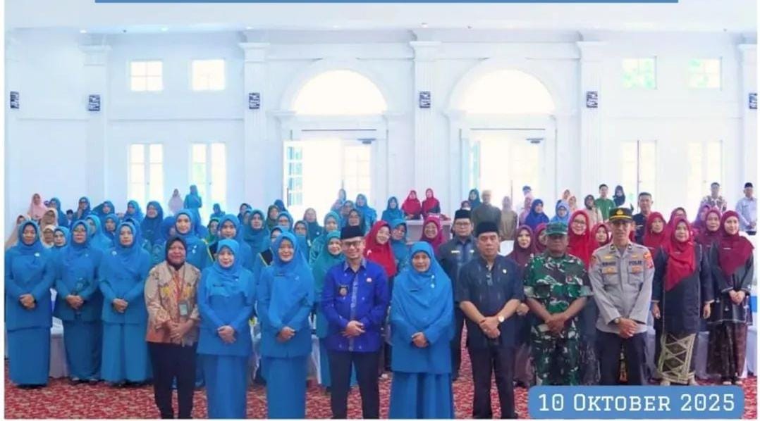 Wawako Ibnu Asis Kukuhkan Bunda PAUD dan Bunda Literasi Bukittinggi, Ajak Perkuat Sinergi Pendidikan dan Literasi Sejak Dini