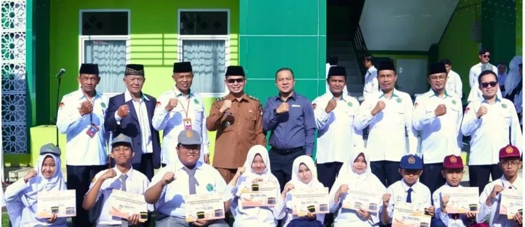 Wawako Ibnu Asis Launching Tabungan Haji Pelajar Madrasah, Tanamkan Semangat Ibadah Sejak Dini