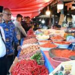 Bersama TPID Gelar Tinjauan Pasar, Wawako Ibnu Asis Pastikan Stabilitas dan Pengendalian Inflasi di Bukittinggi