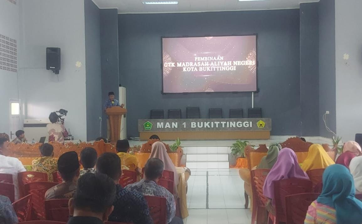 Kasubdit Bina GTK MA/MAK Direktorat Kemenag di MAN 1 Bukittinggi, Tekankan Transformasi Profesionalisme dan Inovasi Guru Aliyah se Kota Bukittinggi