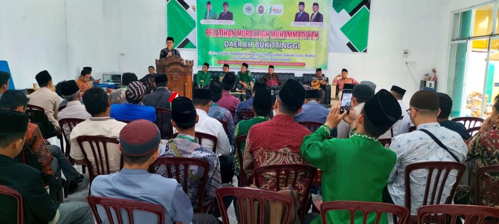 Mengukir Da’i Berkemajuan: PDM Bukittinggi Cetak Pelopor Dakwah Mencerahkan di Era Digital