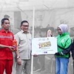 BazNas Bukittinggi Fasilitasi Service dan Ganti Oli Gratis untuk 200 Driver Ojek Online