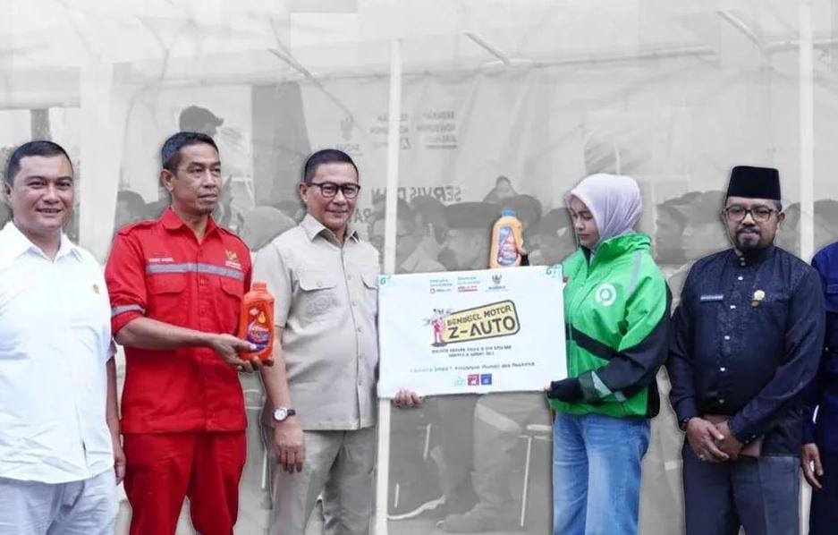 BazNas Bukittinggi Fasilitasi Service dan Ganti Oli Gratis untuk 200 Driver Ojek Online