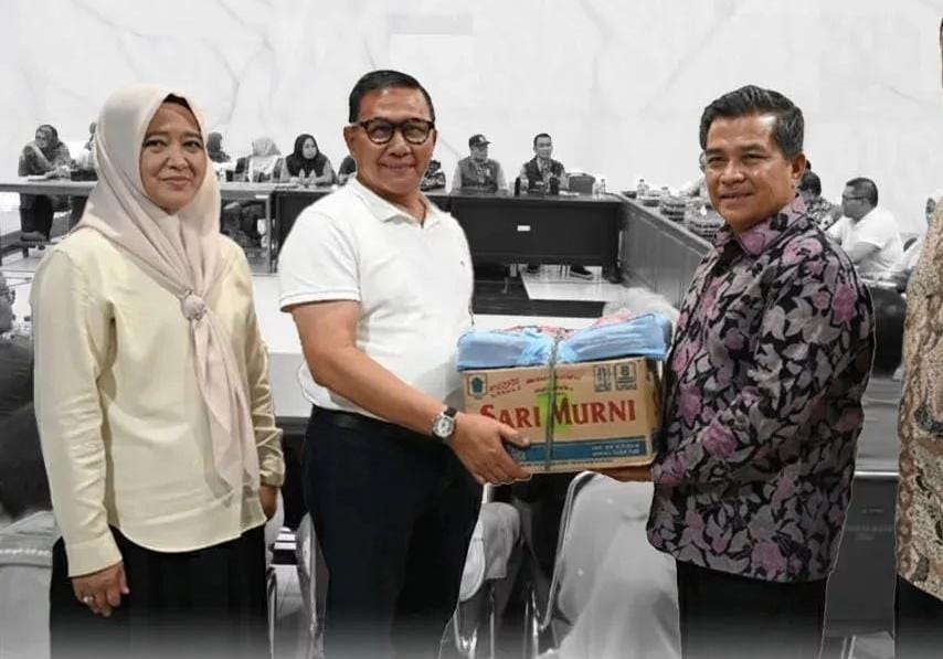 Wako Ramlan Temui Bupati Kabupaten Agam Usai Salurkan Bantuan ke Palembayan