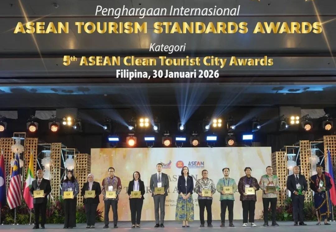 Luar Biasa! Bukittinggi Raih The 5th ASEAN Clean Tourist City Award