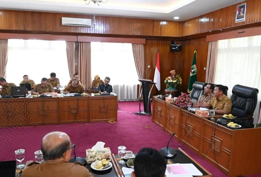 Pemprov Rakor Bersama Pemko Bukittinggi dan Agam Penanganan Drainase Terkait Banjir di Kota Bukittinggi