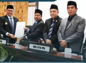 DPRD Bukittinggi Sampaikan Rekomendasi Atas LKPJ Wali Kota Tahun 2025