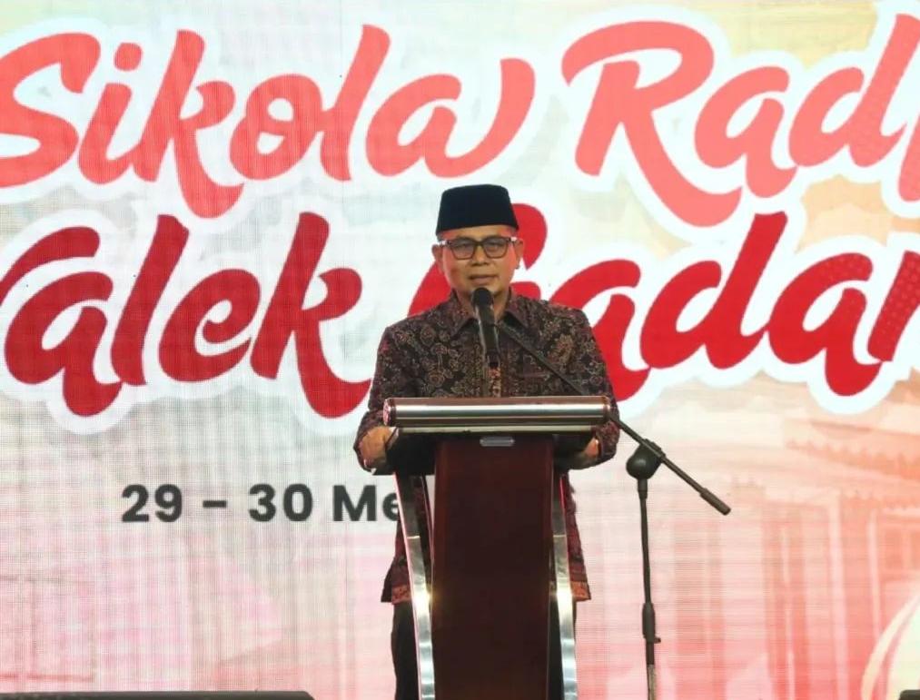 Wawako Ibnu Asis Hadiri Reuni 170 Tahun SMAN 2, Alumni Dukung Bukittinggi Jadi Daerah Khusus