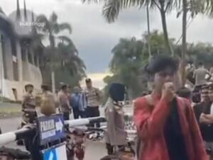 Asosiasi Pewarta Pers Indonesia (A-PPI) Bukittinggi Siap Somasi dan Tempuh Jalur Hukum terhadap Orator  yang Rendahkan Profesi Wartawan pada Aksi Demo Kasus Fort De Kock di Balaikota
