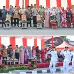 Ribuan Pelajar Tumpah ke Jalan, 139 Barisan Meriahkan Pawai Alegoris HUT RI ke-81 di Bukittinggi IMG-20260819-WA0004