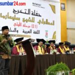 Hadiri Wisuda Ma’had ‘Aly Sulaiman Arrasuli ke-2, Ketua DPRD Bukittinggi Syaiful Efendi Tekankan Pentingnya Ilmu dan Keberkahan a735110c-b103-420c-a50e-fa9ba35dcea1