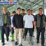 Didampingi Gubernur dan Wagub, Wapres Gibran Jenguk Korban Banjir Bandang di RSUD Arosuka IMG-20260925-WA0011