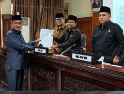 Enam Fraksi DPRD Bukittinggi Sampaikan Pemandangan Umum Terhadap R-APBD 2027 dan Dua Ranperda